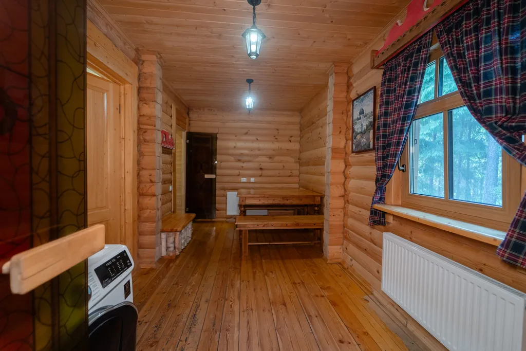 4-комнатный Дом