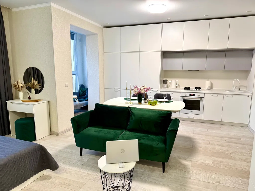 Квартира с видом на озеро