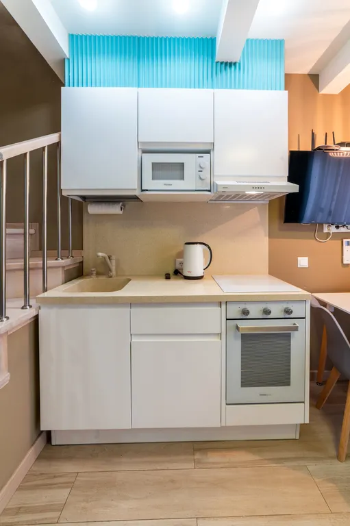 Двухуровневый апартамент около моря с бассейном в ЖК Морской квартал