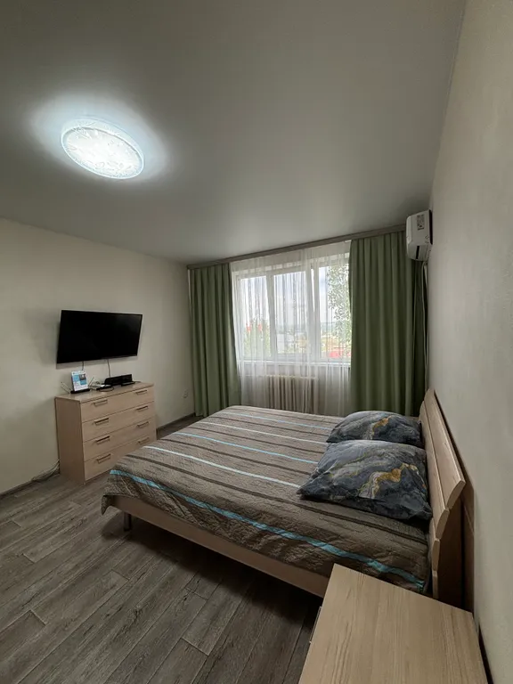 Уютная квартира рядом с федеральной трассой — аренда посуточно в Камышин