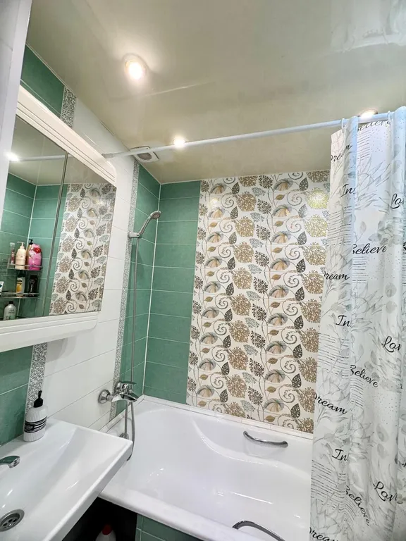 Просторная, уютная квартира в спальном районе города