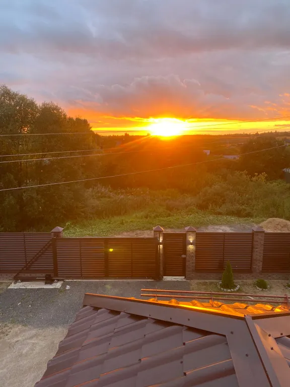 Уютный дом с большой и теплой террасой