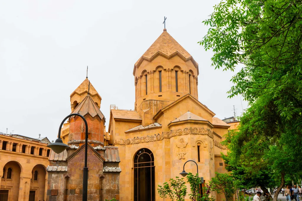 Стильные апартаменты, 1 спальня, рядом с Оперным театром