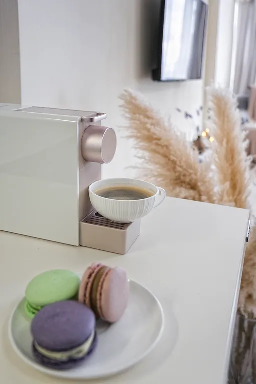 Садовая. В самом центре, вид на море