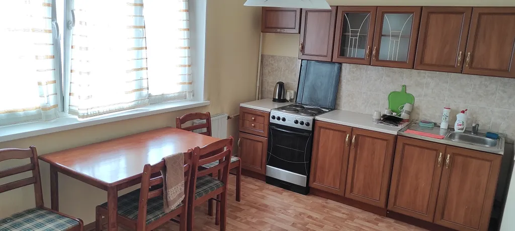 Двушка возле Галактики