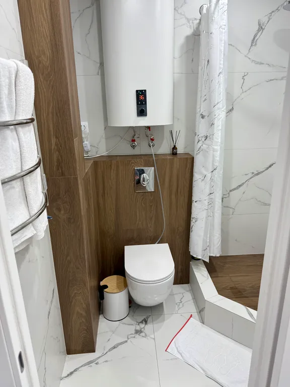 Уютный апартамент с верандой и 2 бассейнами