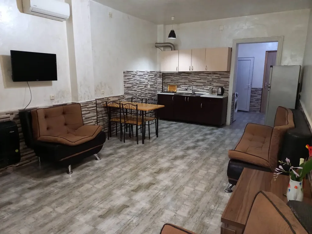 Квартира 2-комнатная Квартира — Батуми