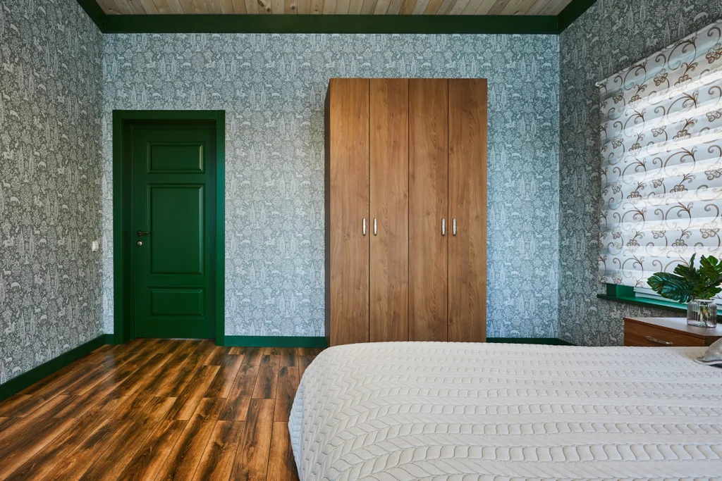 Большой коттедж с 5 спальнями, камином и террасой, Ромашка