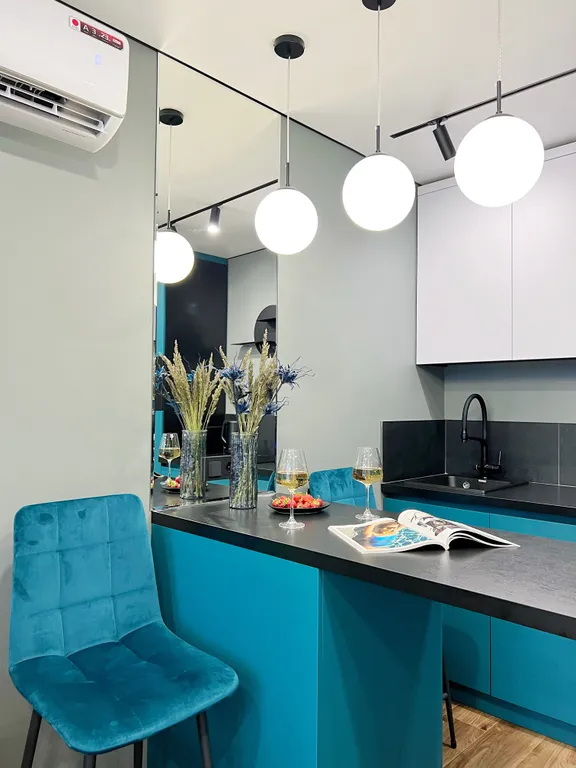 Роскошная квартира с королевской ванной возле ТЦ Круиз