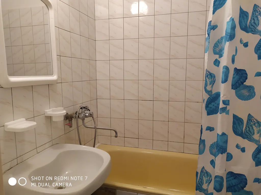 Большая квартира рядом с санаторием Днепр