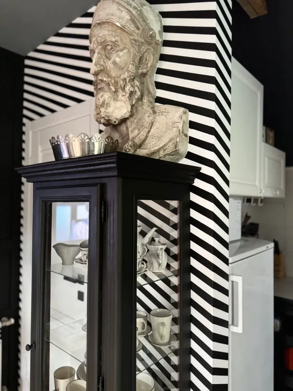 Двухуровневые апартаменты 33/3 house с камином и мангалом