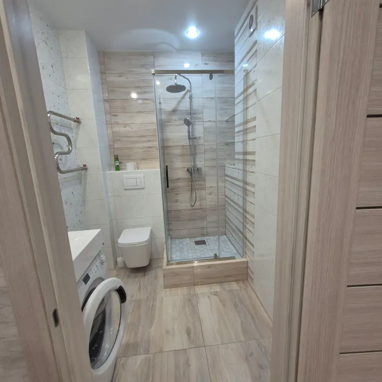 Евродвушка у аэропорта