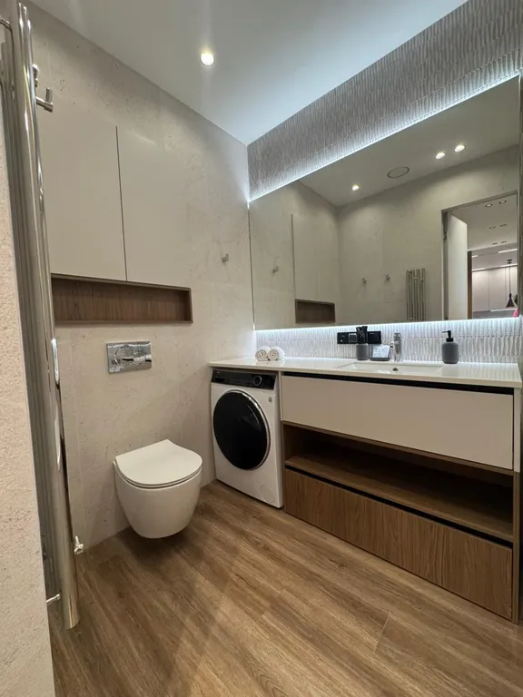 Респектабельный люкс с дизайнерским ремонтом и видом на Москва-сити