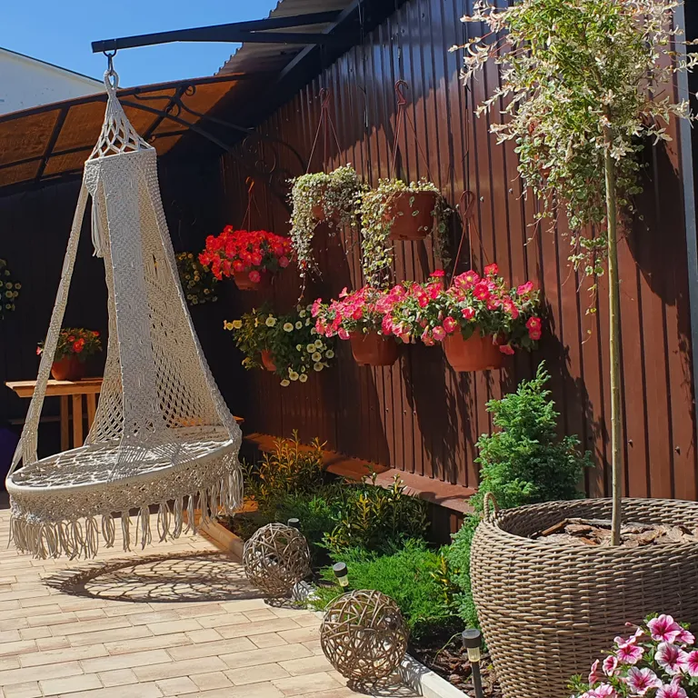 Домик с бассейном на Фиоленте со своей территорией