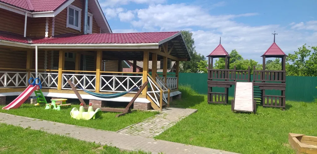 Большой коттедж на Горьковском горе море