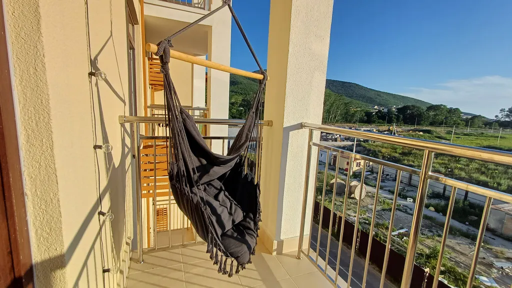 Студия в ЖК с бассейнами