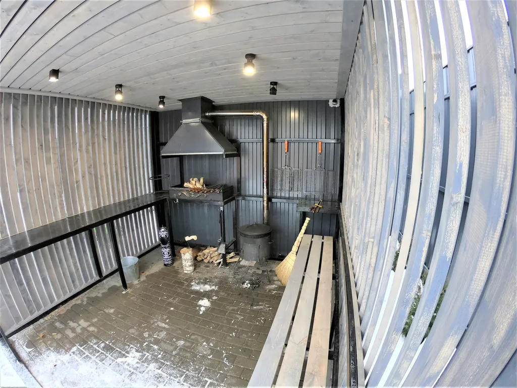 5-комнатный Дом