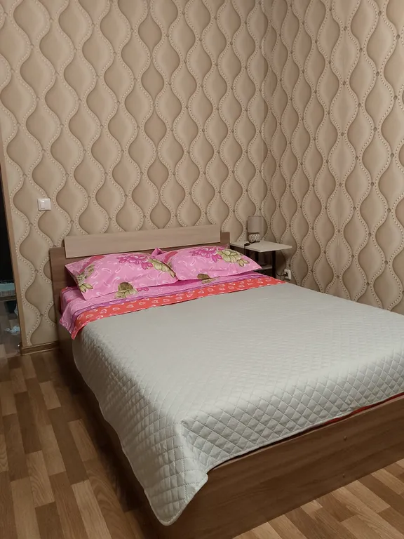 Уютная квартира в прекрасном районе города! — аренда посуточно в Елец