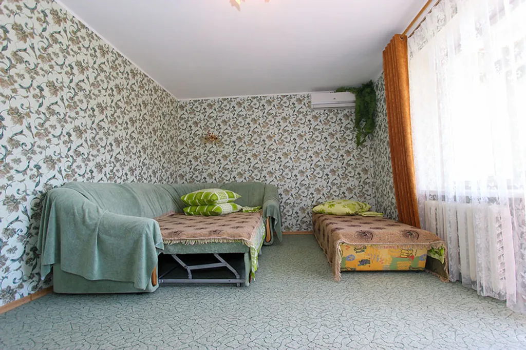 Квартира 1-комнатная Квартира — Феодосия