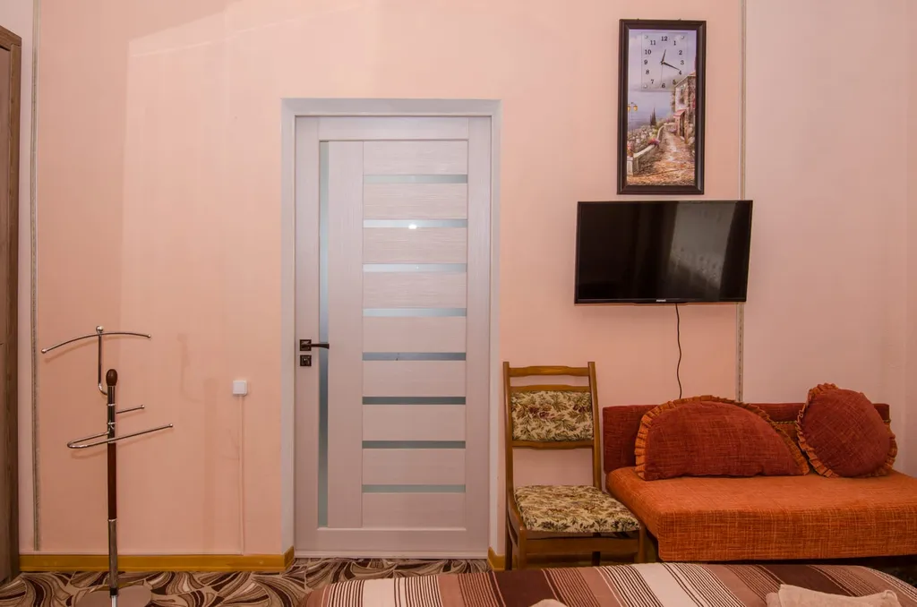 Дом в центре с отдельным двором