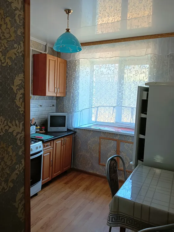 Чистая квартира с новым ремонтом рядом с ТЦ Космос