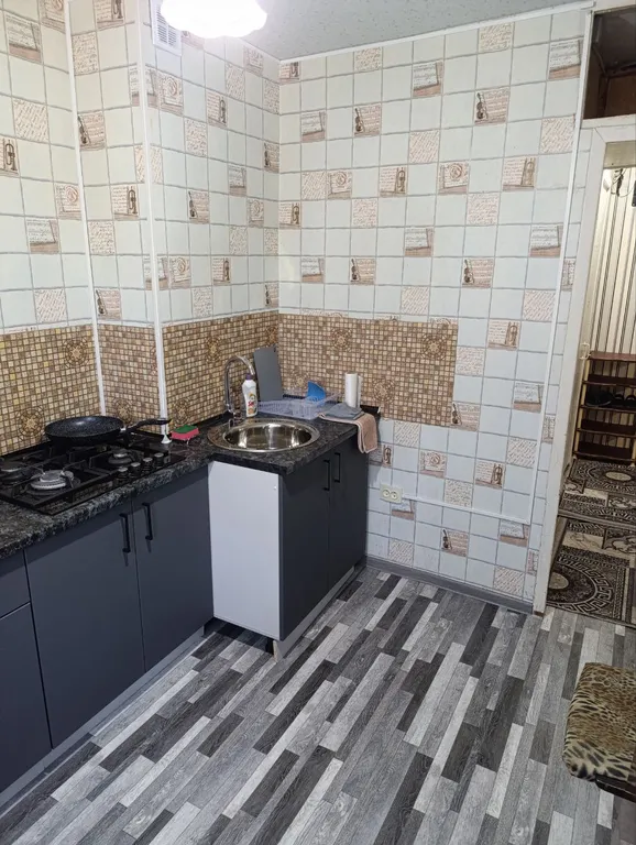 1-комн кв с водой в Шахтёрске