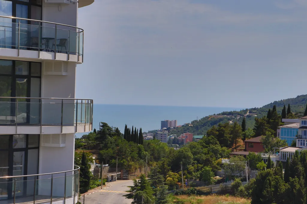 Апартаменты с видом на горы и море