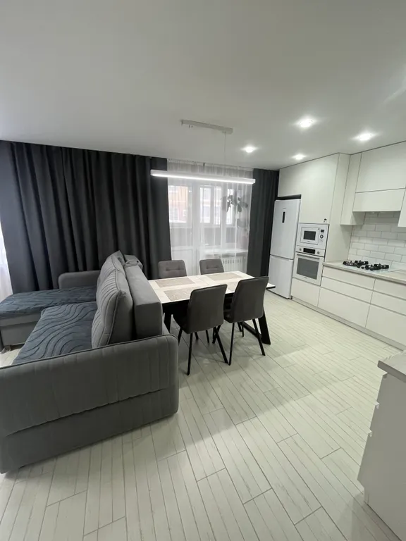 Евро двушка рядом с Монастырём