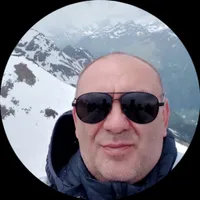 Виталий  Параскеев