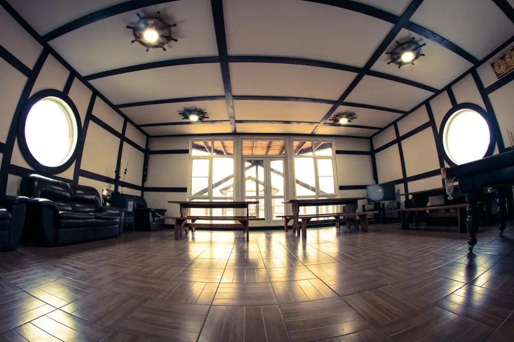 8-комнатный Дом