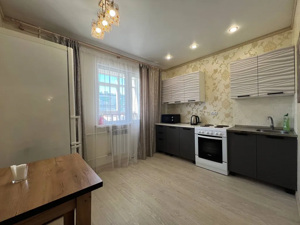 Апартаменты ЛайкХоум на проспекте Победы 155/4