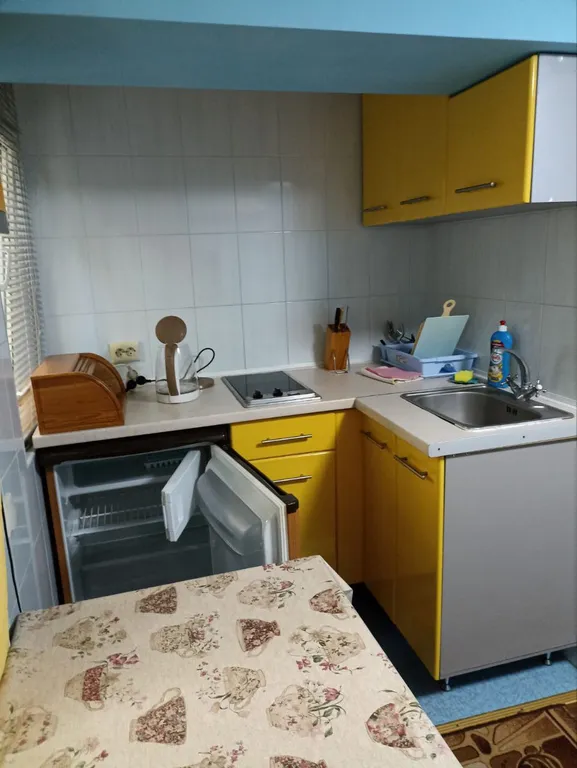 Домик Евпатория, ул Кирова 5,  двухспальная кровать, удобства