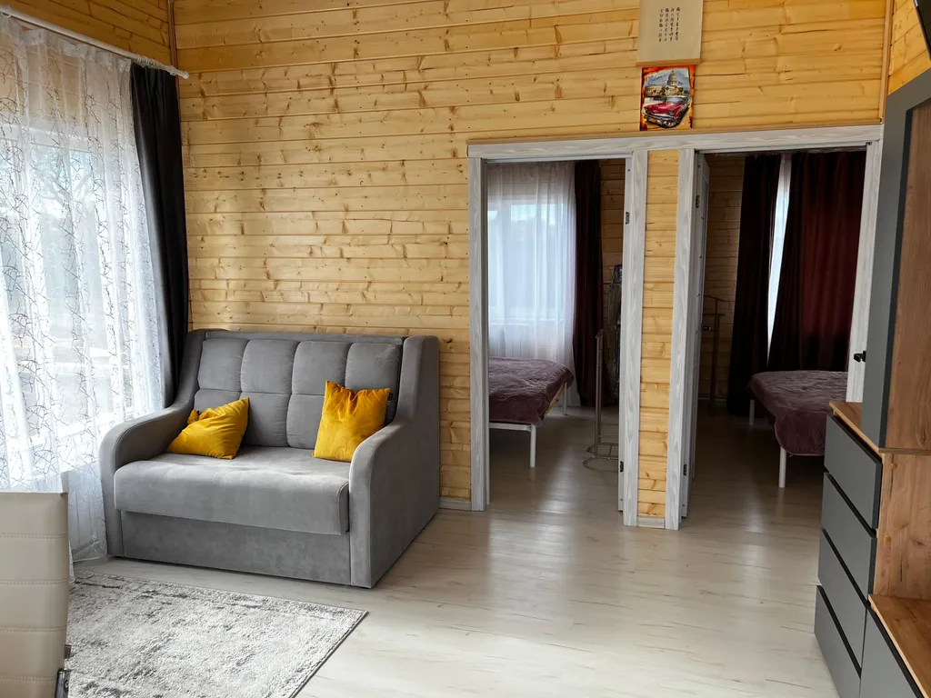 Дом между двух рек