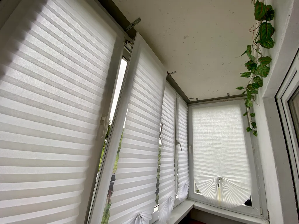 Просторная изумрудная квартирка