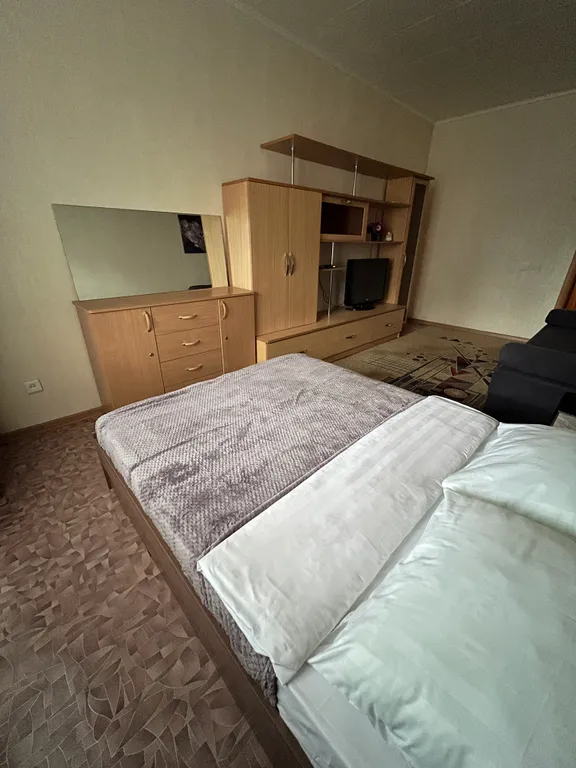 Уютная квартира в центре Левобережья