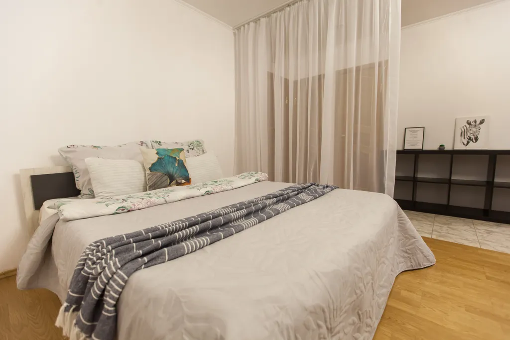 Квартира Квартира Большая студия в центре рядом с набережной — Самара