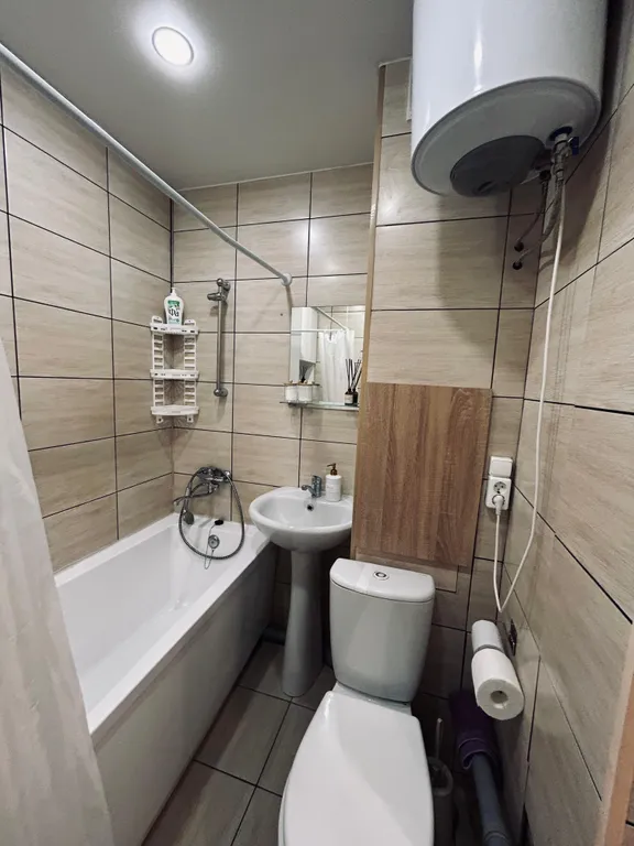 Чистая однокомнатная квартира со всеми удобствами