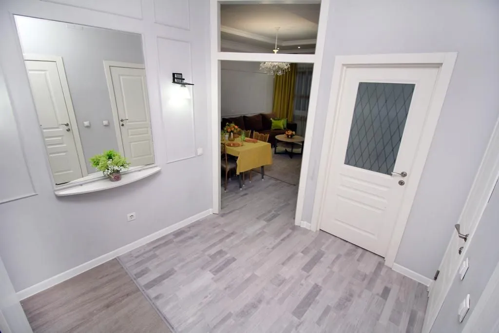 2 - комнатная квартира возле Меги в ЖК Шахристан