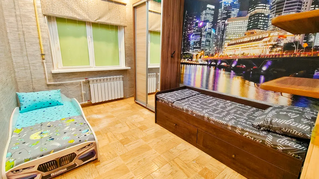 Трёхкомнатная квартира с большой кухней-гостиной возле Биг Вуд