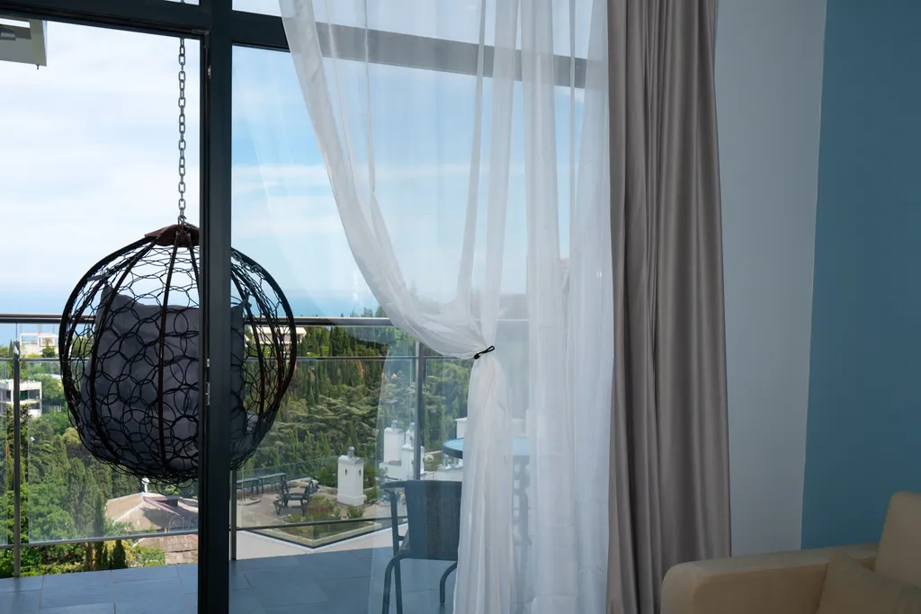 Дизайнерская студия ls-art-only you вид на море с 4 этажа