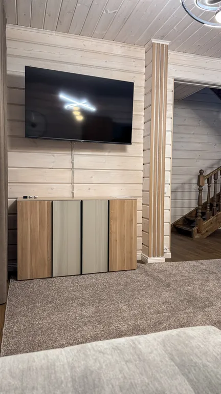 Двухэтажный коттедж в сосновом бору