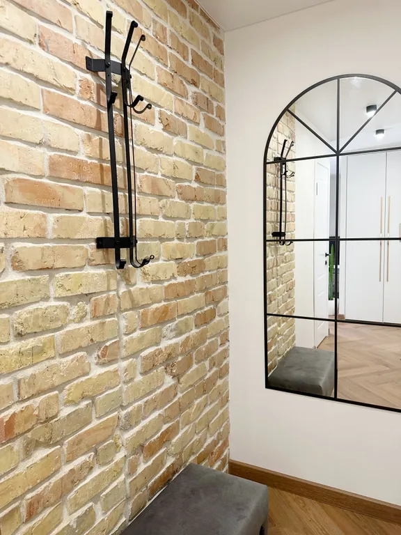 Уютная квартира в центре напротив Старого  и Нового  замков