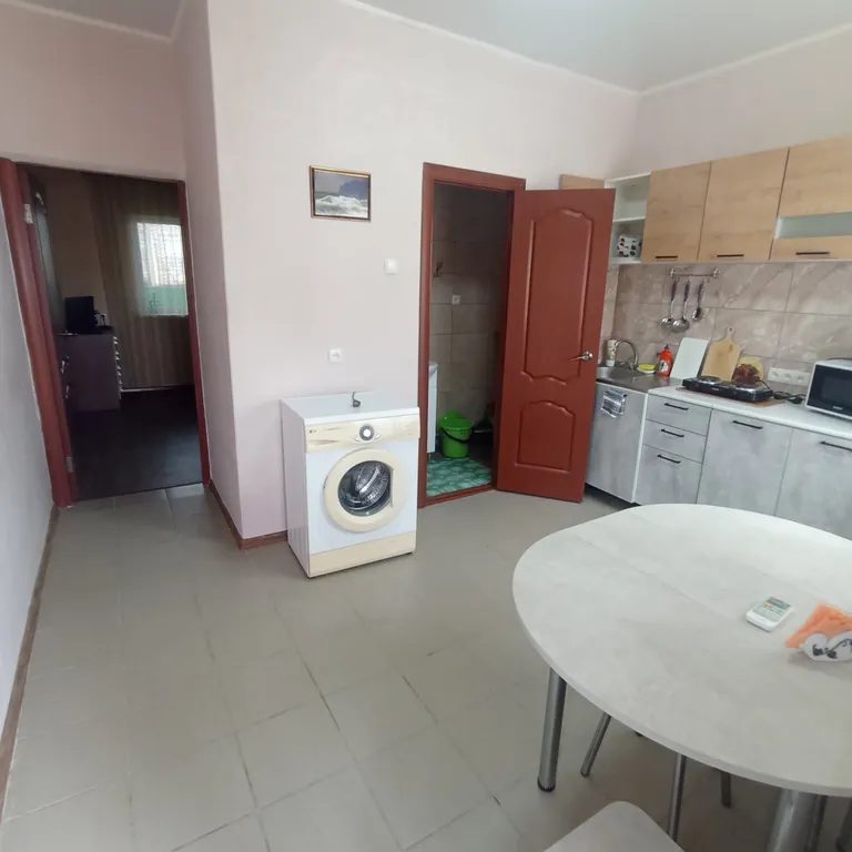 1 комнатная квартира в 6 минутах от моря