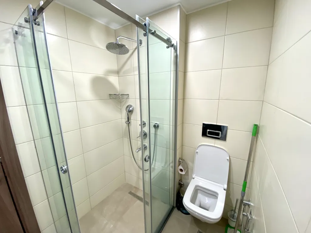 Студия у моря с видом на горы и посадочную полосу