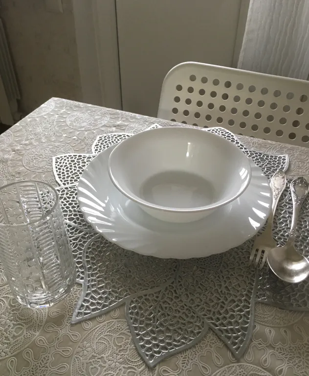 Апартамент с видом на бульвар, храм