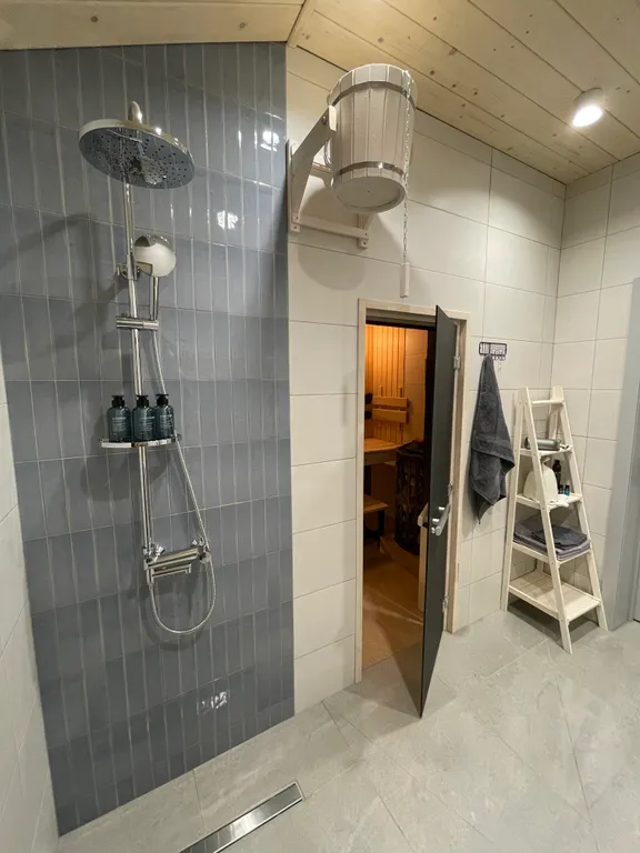 Дом с камином и баней Две яблони