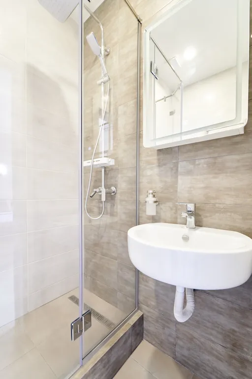 Квартира Квартира Апартамент с балконом и видом на море и горы — Лазаревское