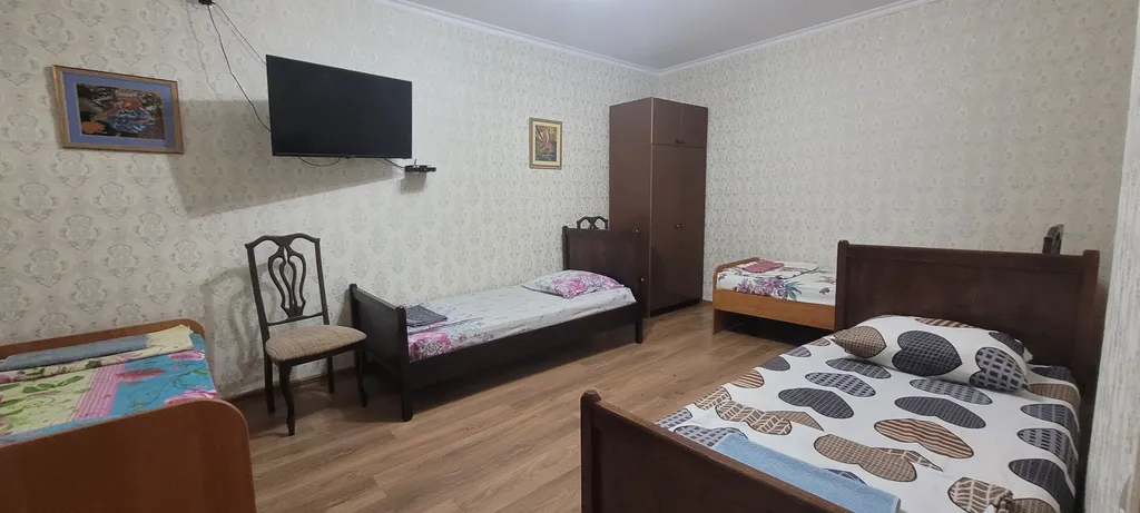 Коттедж Домик в центре города — Элиста