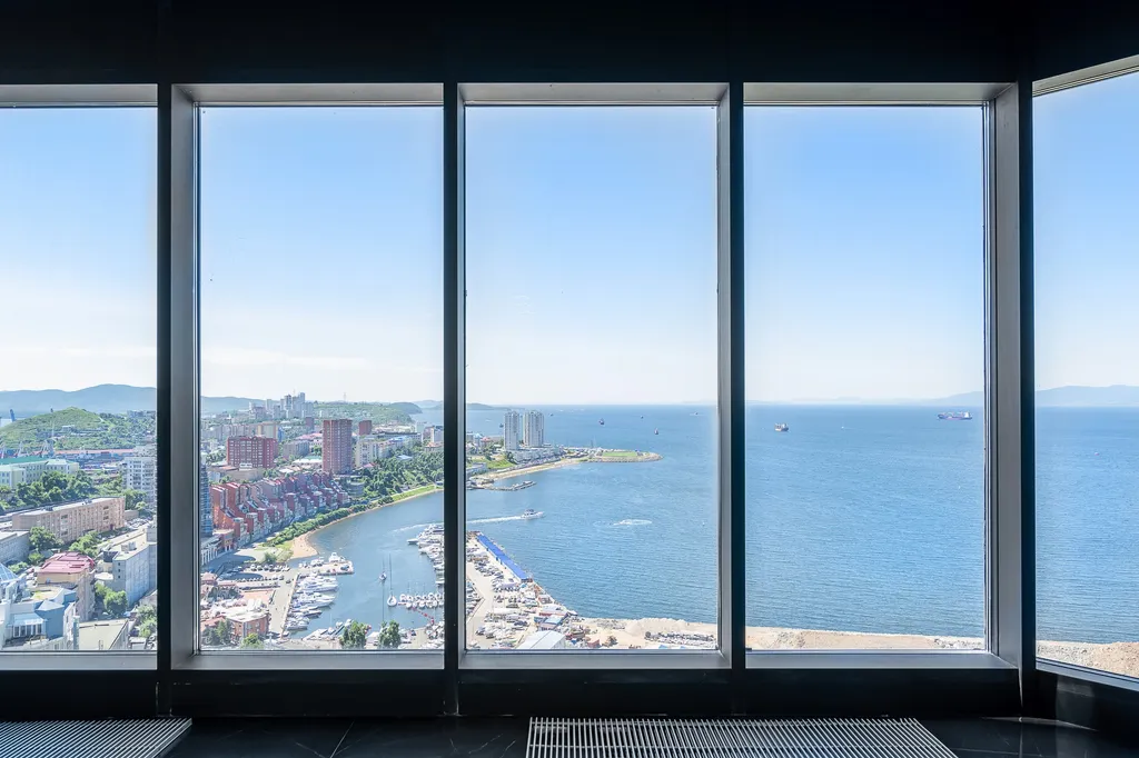 Апартаменты с панорамным видом на море в центре