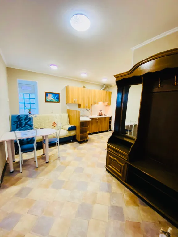 Квартира Квартира Уютный трёхместный номер с дополнительным местом — Анапа